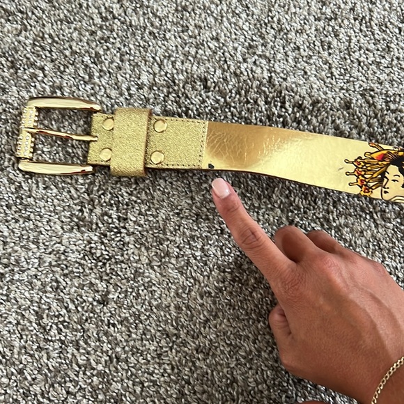Ed Hardy Gold Belt - Picture 2 of 9